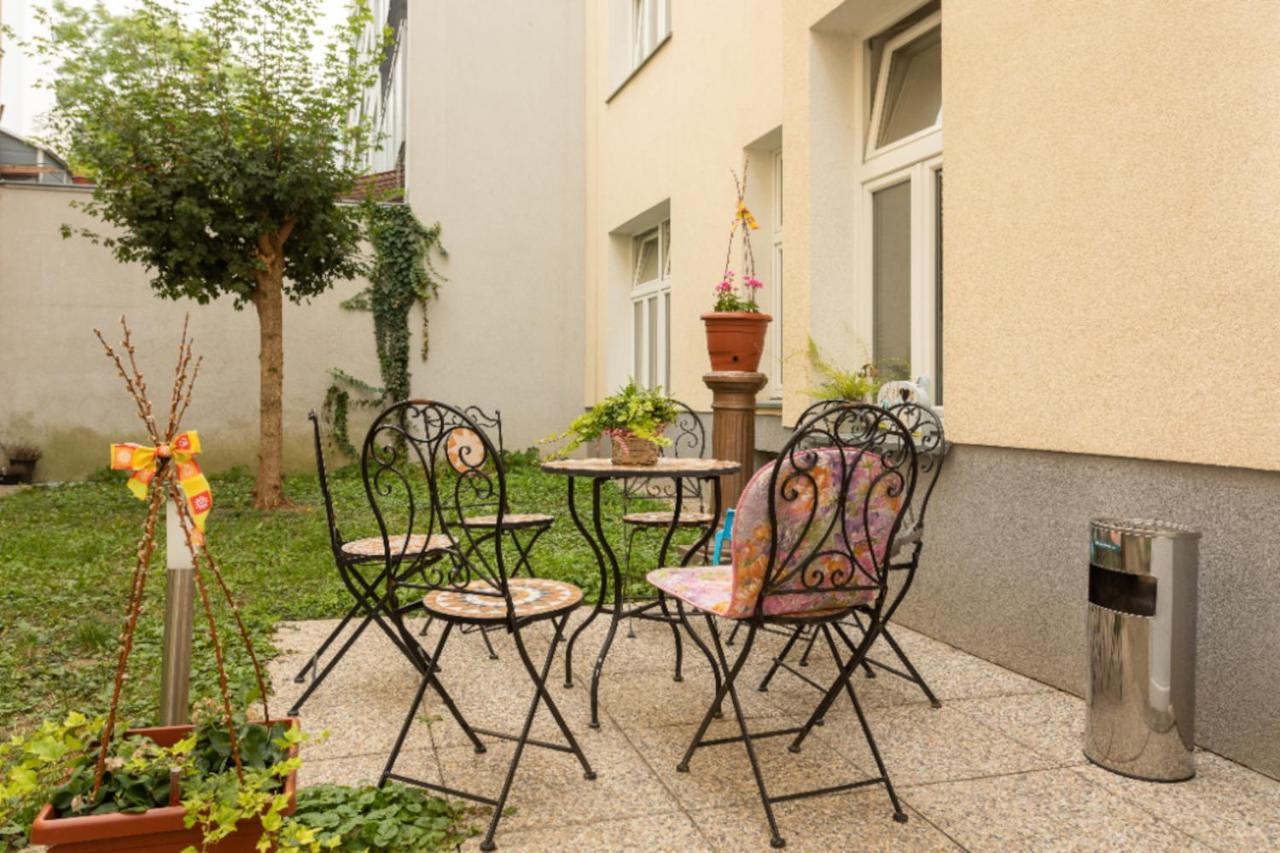 Apartments In Vienna Near Schonbrunn & Westbahnhof - Keyless Check-In Εξωτερικό φωτογραφία