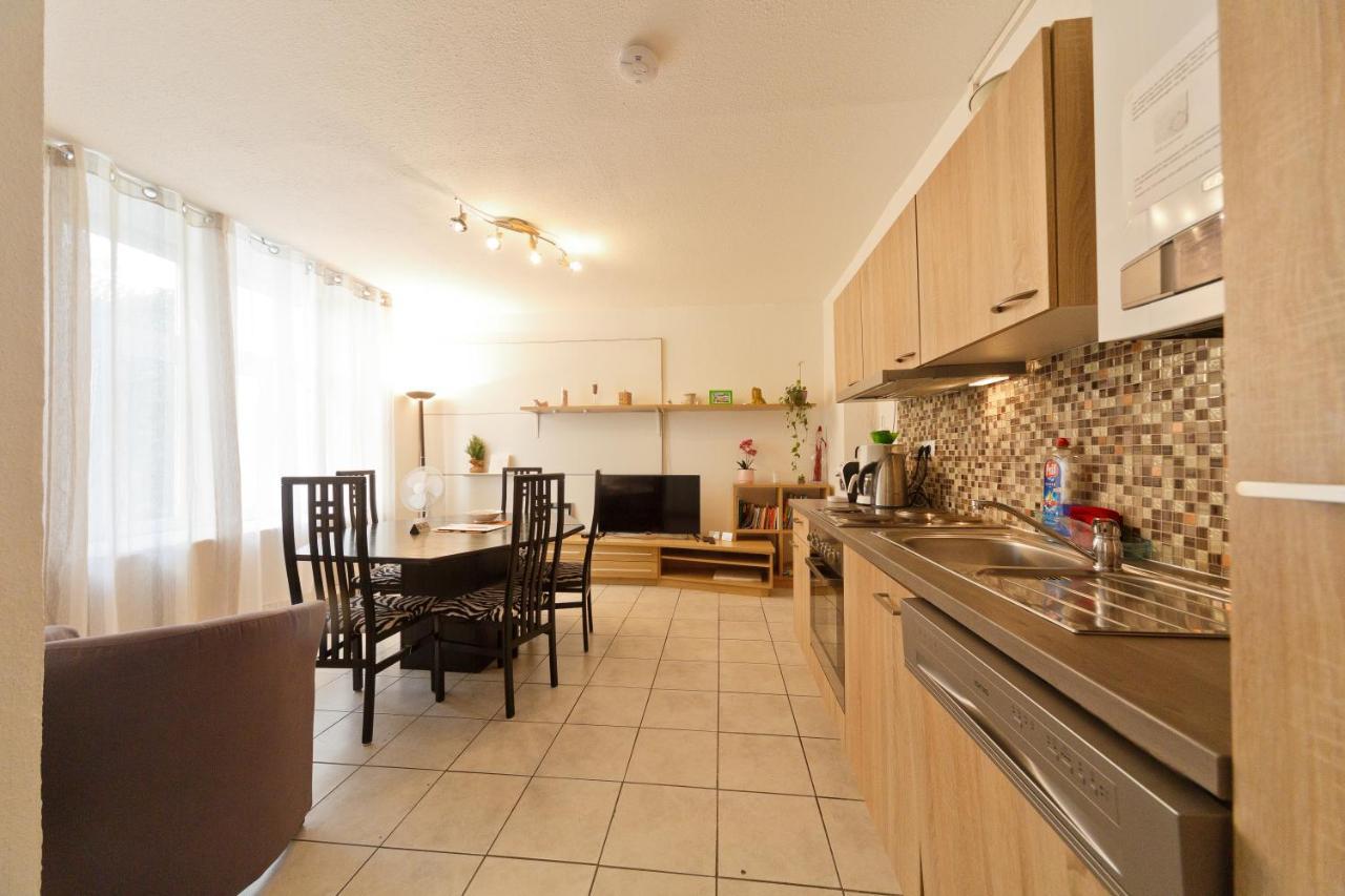 Apartments In Vienna Near Schonbrunn & Westbahnhof - Keyless Check-In Εξωτερικό φωτογραφία