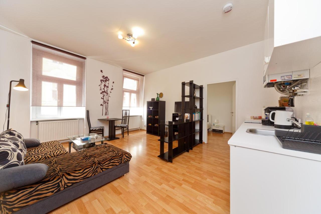 Apartments In Vienna Near Schonbrunn & Westbahnhof - Keyless Check-In Εξωτερικό φωτογραφία