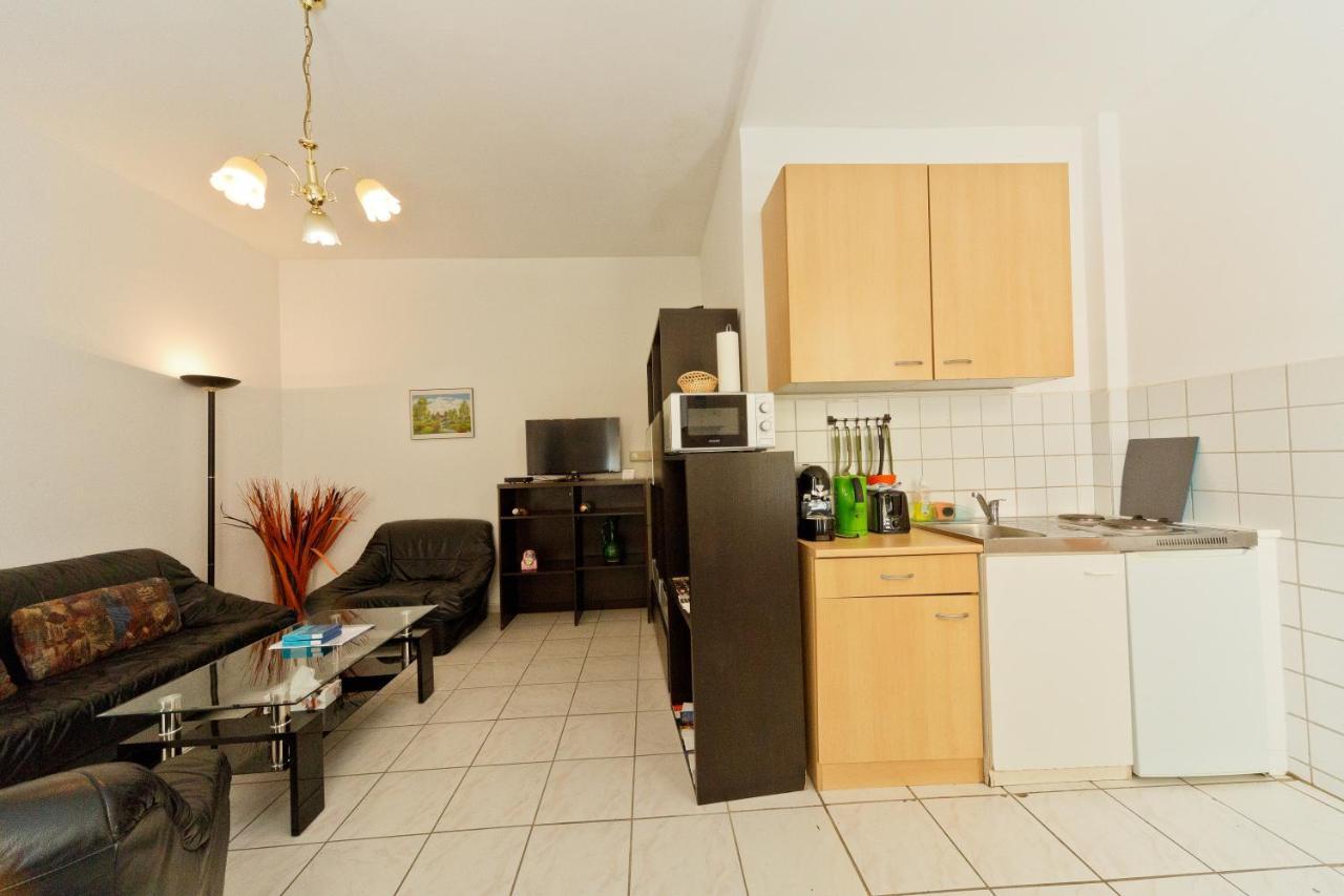 Apartments In Vienna Near Schonbrunn & Westbahnhof - Keyless Check-In Εξωτερικό φωτογραφία