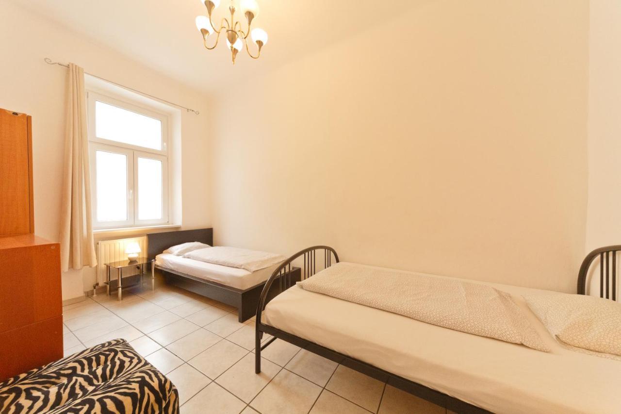 Apartments In Vienna Near Schonbrunn & Westbahnhof - Keyless Check-In Εξωτερικό φωτογραφία