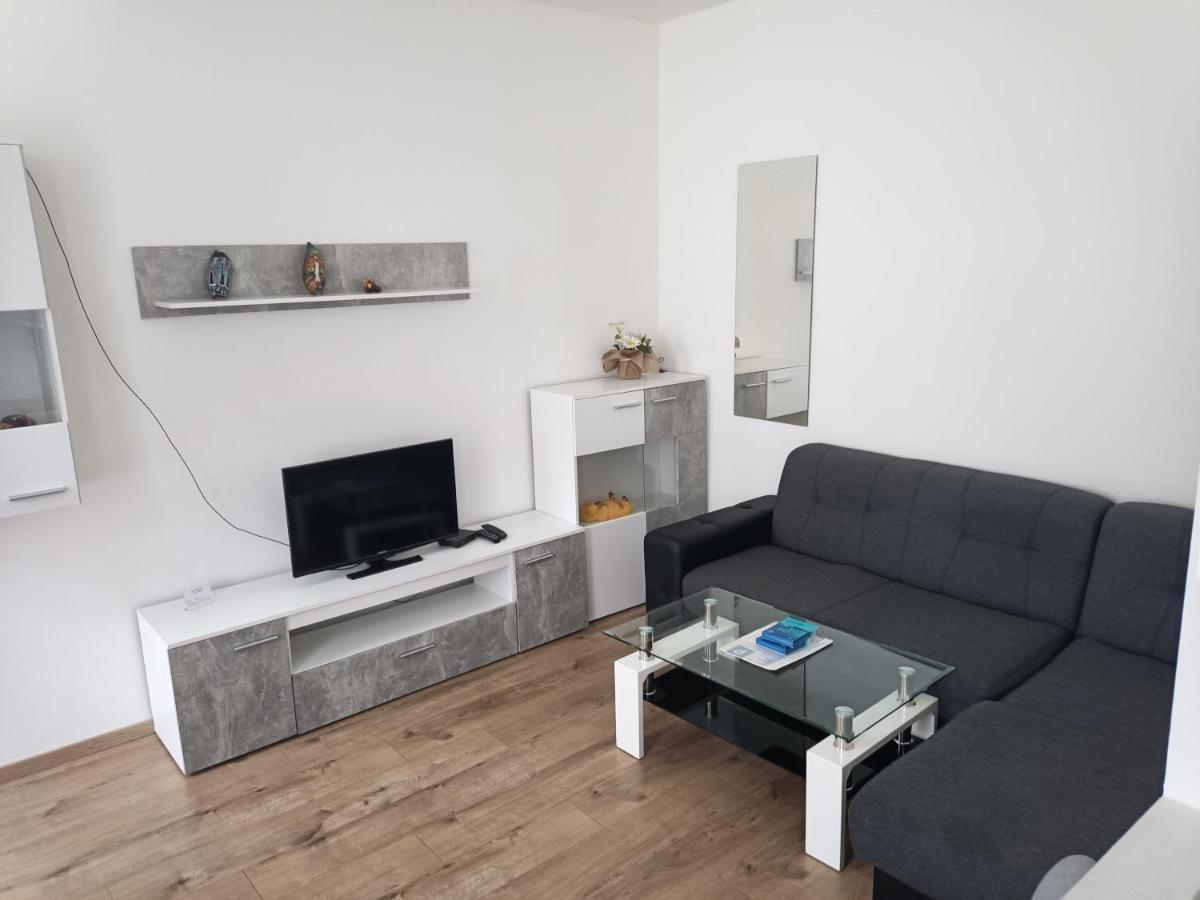 Apartments In Vienna Near Schonbrunn & Westbahnhof - Keyless Check-In Εξωτερικό φωτογραφία